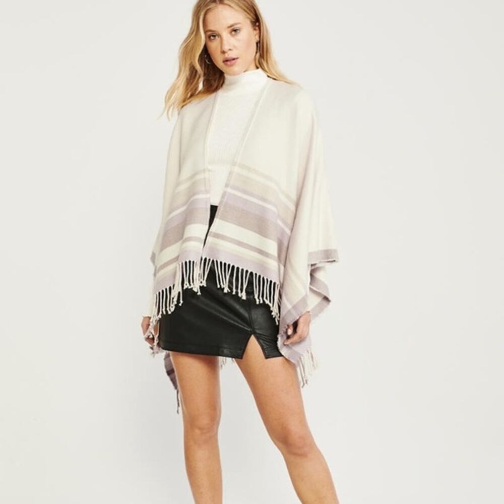 Abercrombie and Fitch Fringe Knit Poncho OS